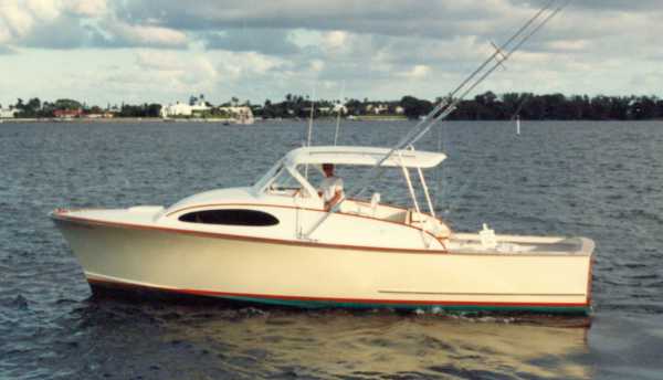 Spray (hull #110) launched in 1987