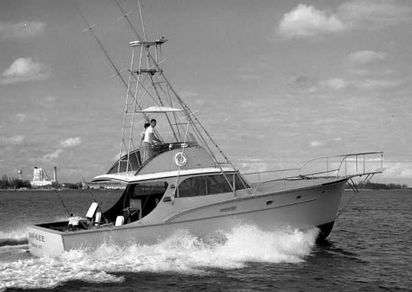 Ban-Gee (hull #22) launched in 1956